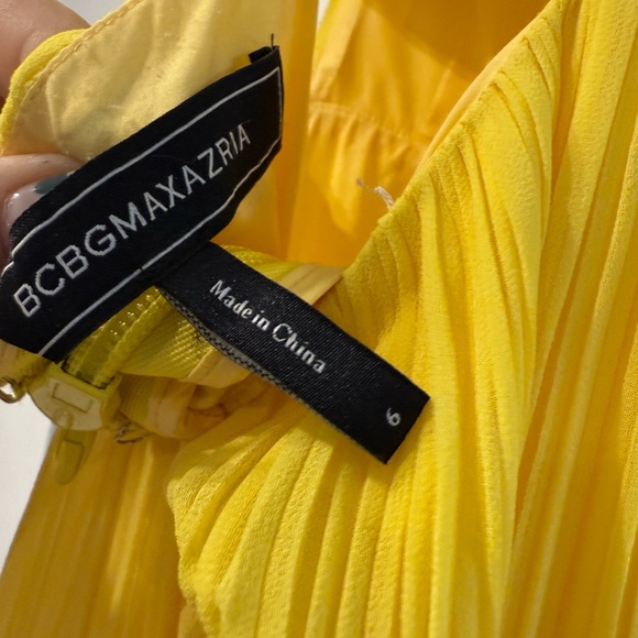 Yellow BCBG gown with cutouts - Picture 3 of 3